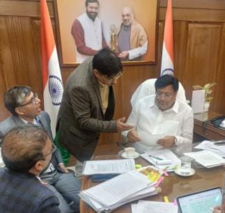 Chairman Khinchi met the Municipal Bodies Minister amidst the displeasure of the councilors