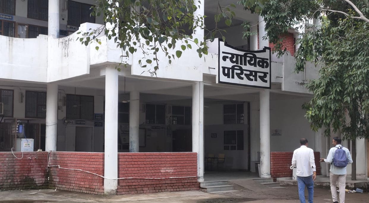 National Lok Adalat in judicial complex today, 4 benches will hear the cases