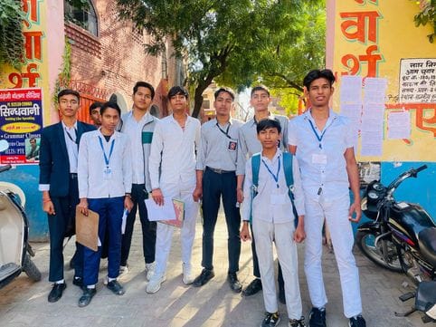 5 students caught cheating in Hindi exam