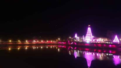 Women's Day: Deputy Chief Minister Devda and women powers performed aarti and worshiped Lord Pashupatinath