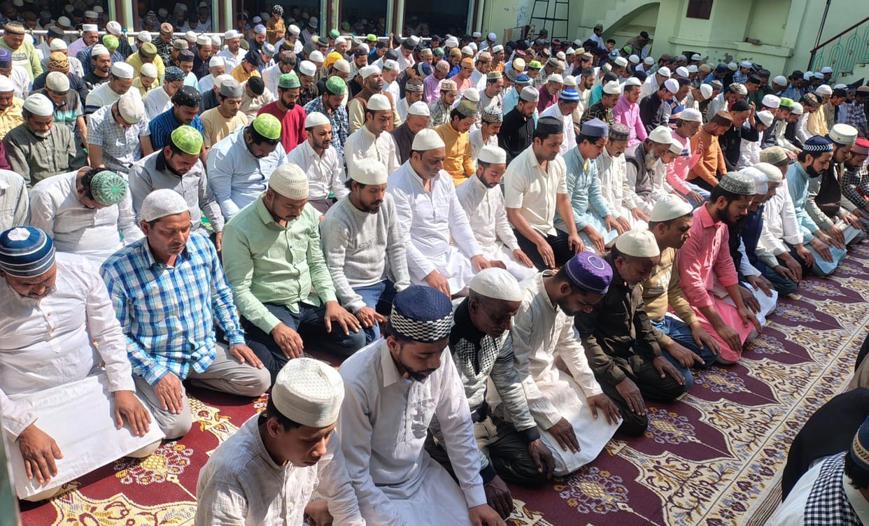 Ramzan: First Friday namaz was offered with devotion