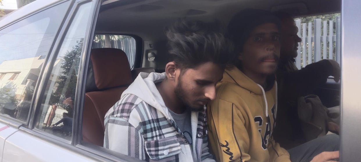 Three accused of cheating a delivery boy arrested