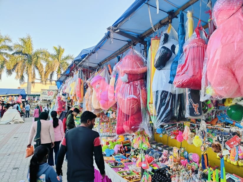 Even the shopkeepers of the fair were not untouched by the impact of inflation