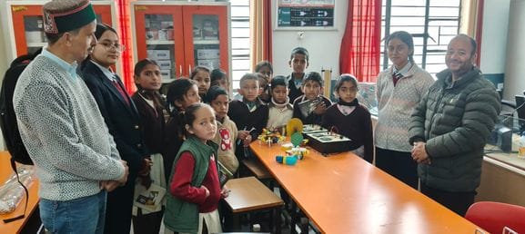 Students of Panjai School visited JNV Bandrol