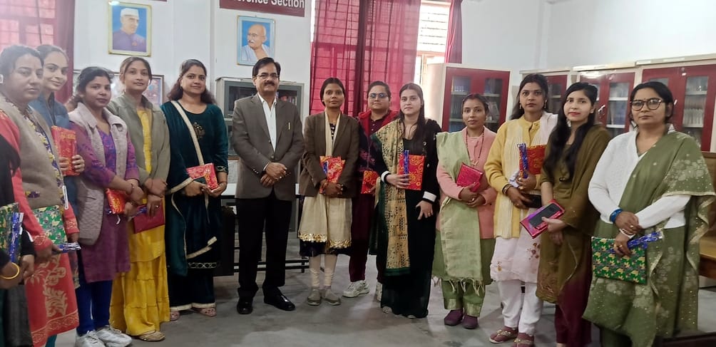Saluted the power of women... increased the respect by honoring them