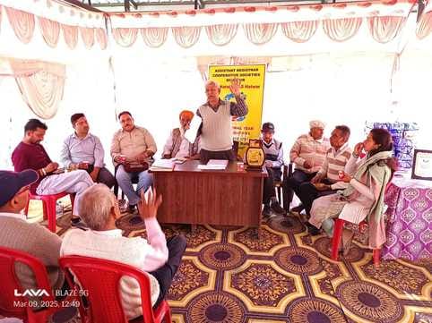 Hatwad cooperative society will give seven percent dividend to members