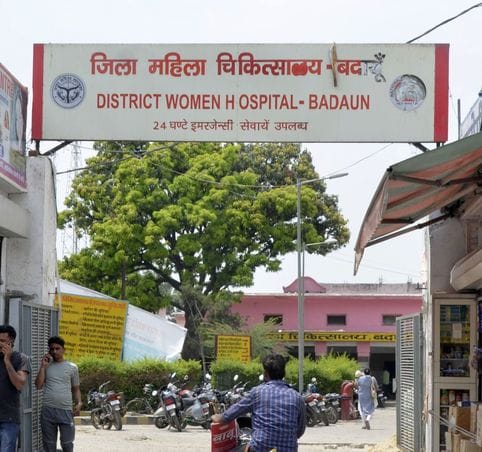 Agents are active again in women hospital, taking women to private nursing home