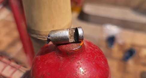 Muzaffarpur Bihar news: thieves broke door of the temple stole jewellery
