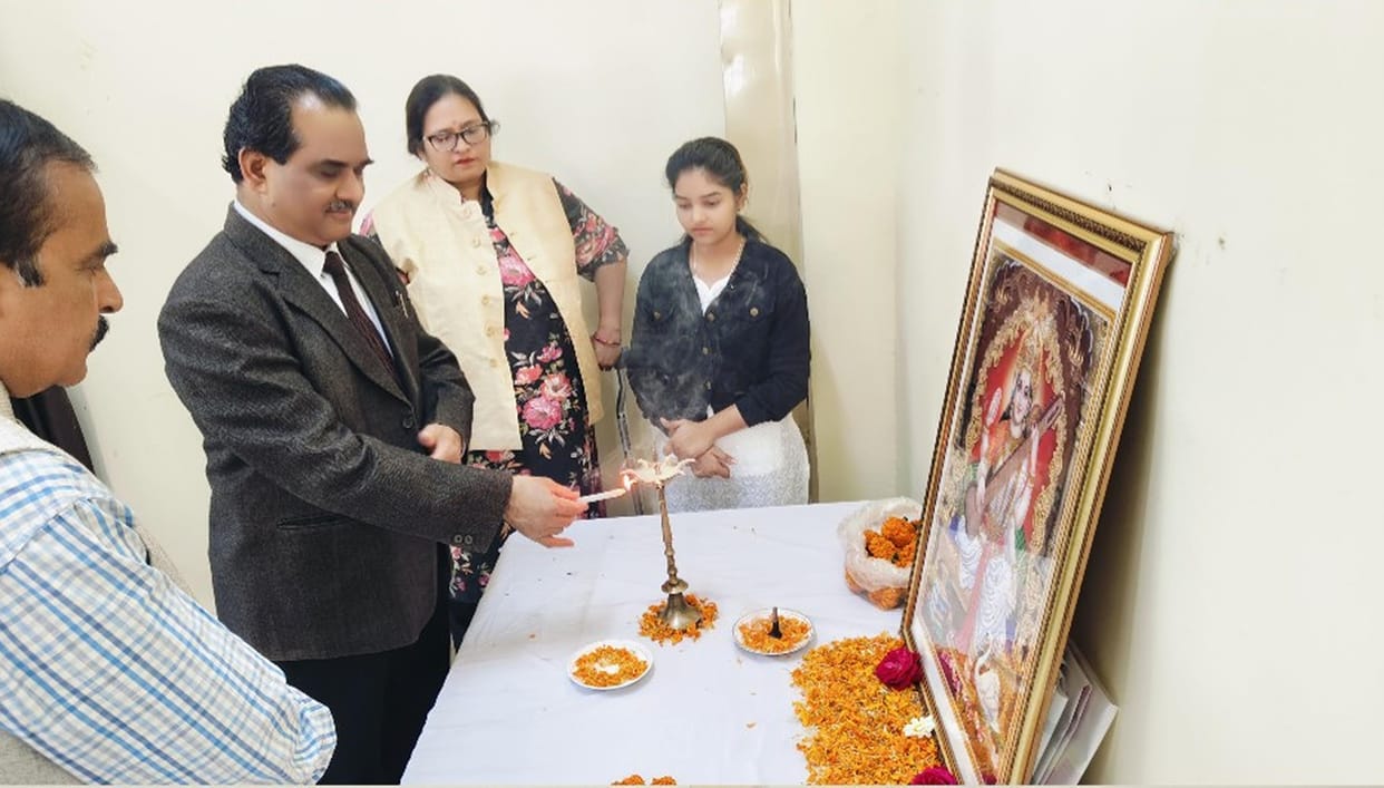 Lok Adalat settled 3,155 cases, three couples agreed to live together