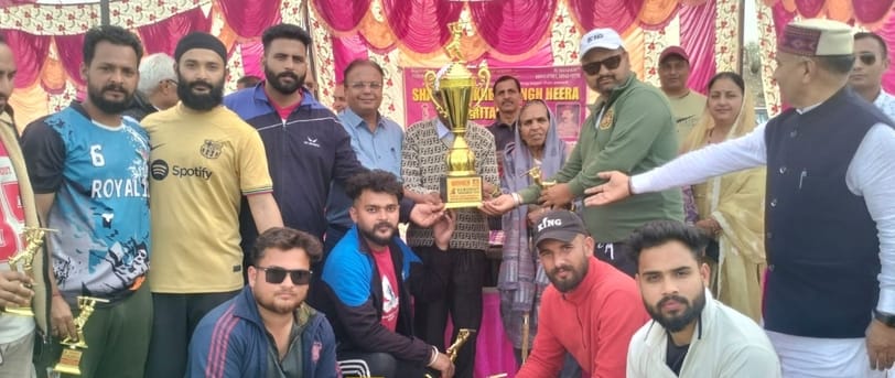 Dhasoli's team was the winner in the cricket competition