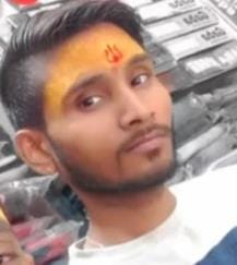 The young man locked himself in the room and hanged himself, death