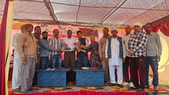 Players showed their strength in the district mountain cycling competition
