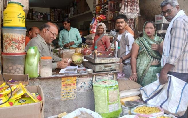 Preparations to make the dish, people started shopping