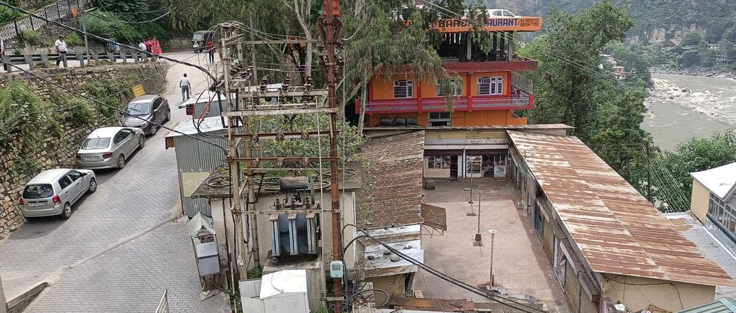 Multi-storey parking will be built in Indira Market, two hundred vehicles can be parked