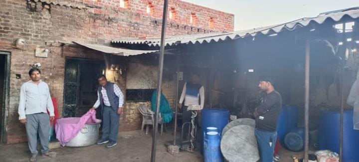 Raid conducted on Birari Khoya manufacturing unit, six samples taken