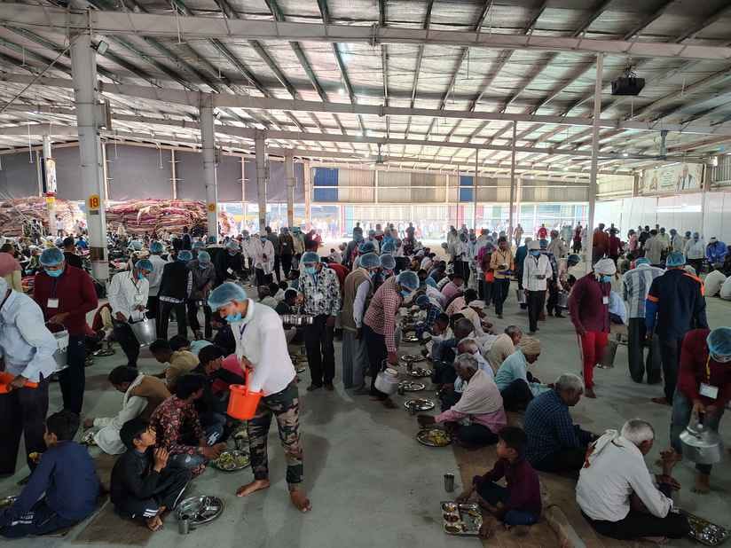 Devotees gathered in the congregation at Satlok Ashram