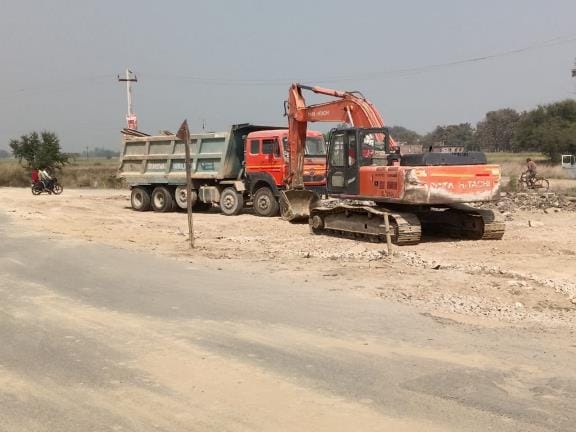 Ramjanaki Marg: Construction of overbridge started on railway crossing in Barhaj