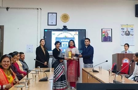Women were made aware to be health conscious in the pharmacy college