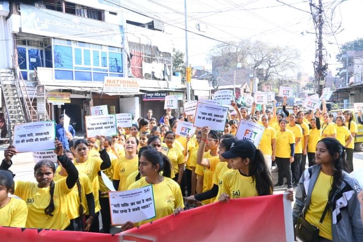 Message of staying healthy given by fitness rally