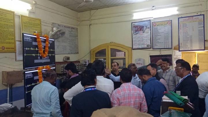 Automatic signal work completed in 28 hours