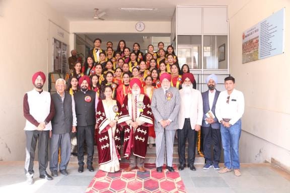 Degrees awarded to 258 students at Khalsa College Mohali