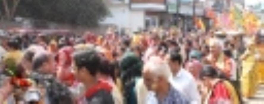 Kalash Shobha Yatra and Kirtan were organized in Shri Shyam Falgun Mela Festival