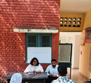 Explained the symptoms, prevention and treatment of TB