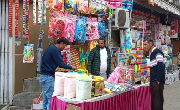 The market is full of colours, fire guns and electronic pichkaris are very popular
