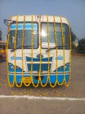 Time table is not correct, passengers are upset