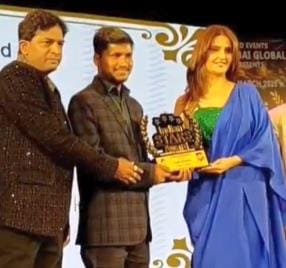Amit received Indian Stars Award