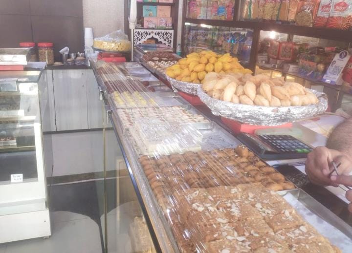 Cashew Gujiya costing Rs. 1200 per kg will add sweetness to Holi