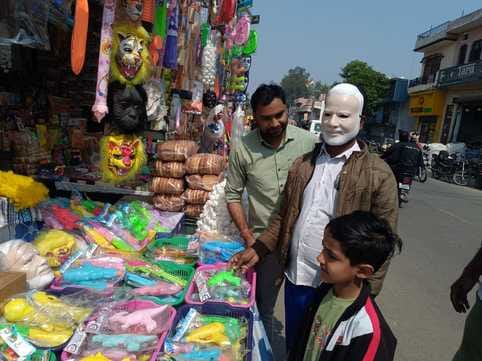 Jaipuri turbans are liked by kids, Modi Ji's masks are the choice of youth