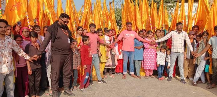 At Shri Khatu Shyam Dham, devotees played Holi with flowers and gulal with Baba Shyam