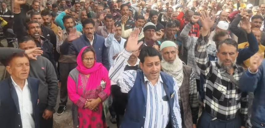 Temporary employees angry over being ignored in budget