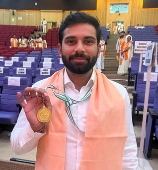 Student Manish was honored by the President
