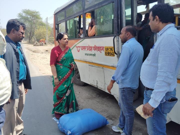 100 kg contaminated mawa found in roadways bus of Farrukhabad depot, destroyed