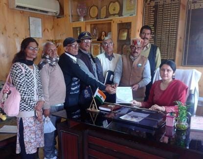 Disabled people should get 5000 rupees monthly pension: Prajapati
