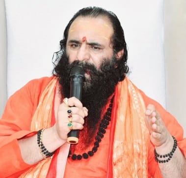 There is a provision of 2000 crores in the budget for Simhastha, Akhara Parishad said the amount is less