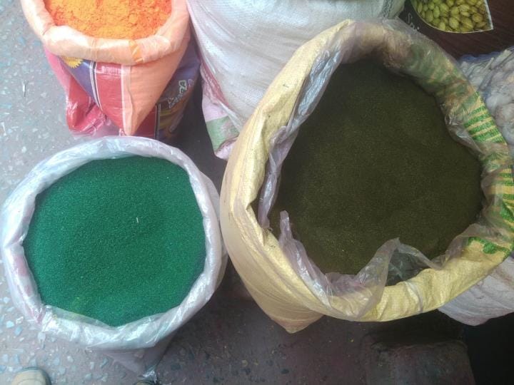 Chemical colour can discolour the face