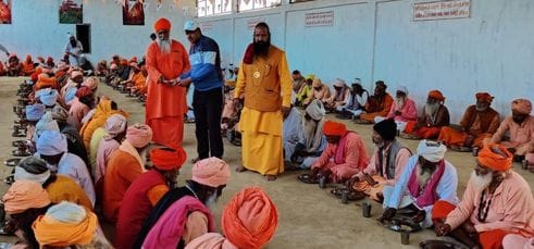 Swami Raghavanand gave the message of devotion, love and equality through couplets