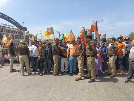 In the Nagar Parishad Sadar elections, 25 BJP and 7 independent candidates won