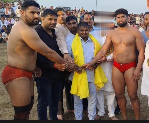 Kalua Gurjar was the winner in the last wrestling match