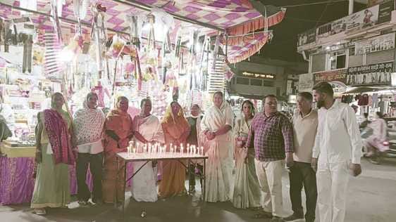Mahila Congress took out a candle march against rape, accused the government of inaction