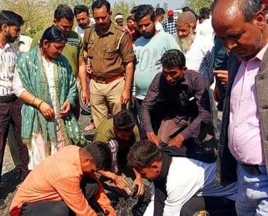 The MLA arrived to inspect the road and said- get it built again