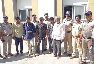 The gypsy was planning a robbery in the light of a torch Police from 2 police stations caught him