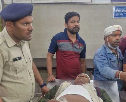 Constable attacked with trident, referred to Jabalpur