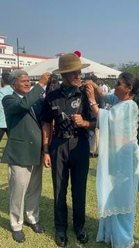 Abhay Singh Rawat of Thakurdwara became lieutenant in the army