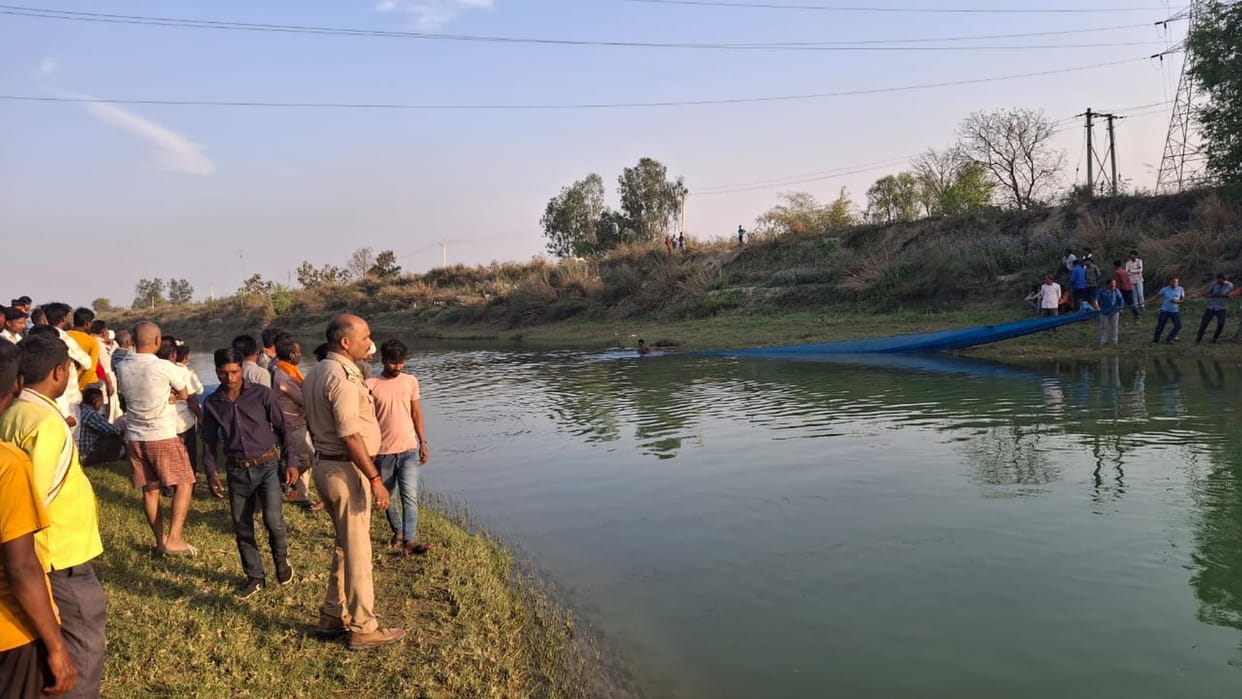 A young man who went to take bath in the canal drowned and died