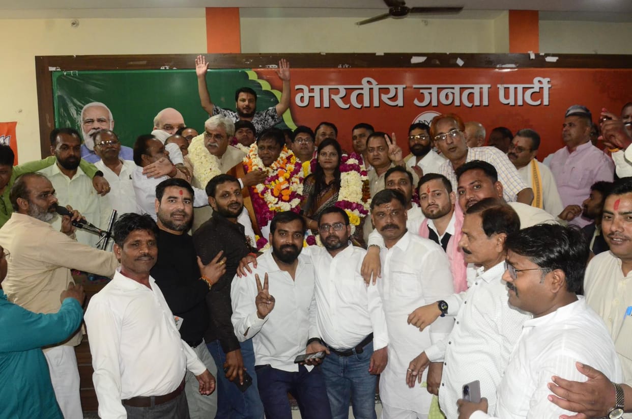 Satish takes over as BJP city president, awaiting district president