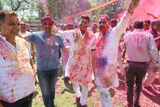 Policemen and officers danced to Holi songs